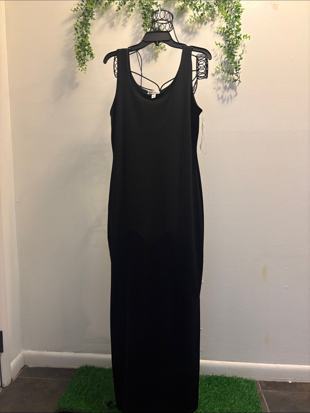 Derek Heart Solid Black Maxi Dress
